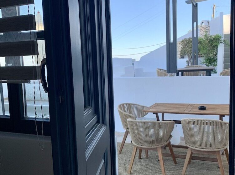 Отель White Curves