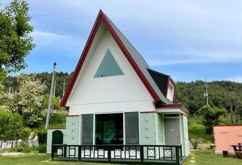 בית מלון כפרי Yangyang Star Over The Sea Pension