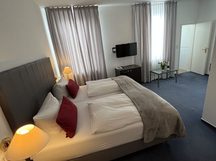 ホテル Zum Ritter St. Georg