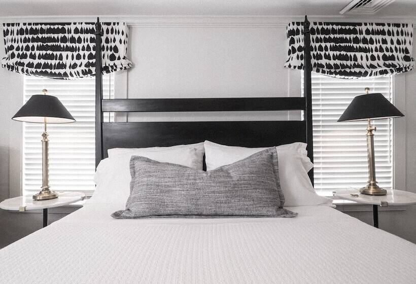 James Pharmacy Bed And Breakfast