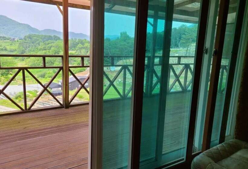 Jecheon Dream Lake Pension