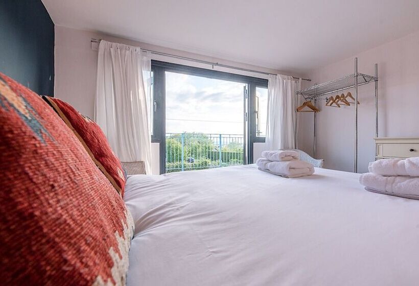 Lovely South Facing Garden, Close To Beach, Aldeburgh