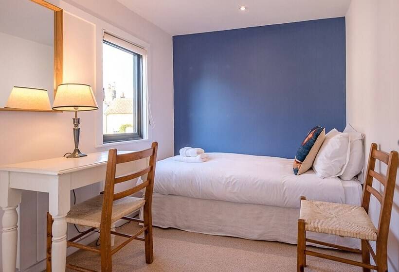 Lovely South Facing Garden, Close To Beach, Aldeburgh