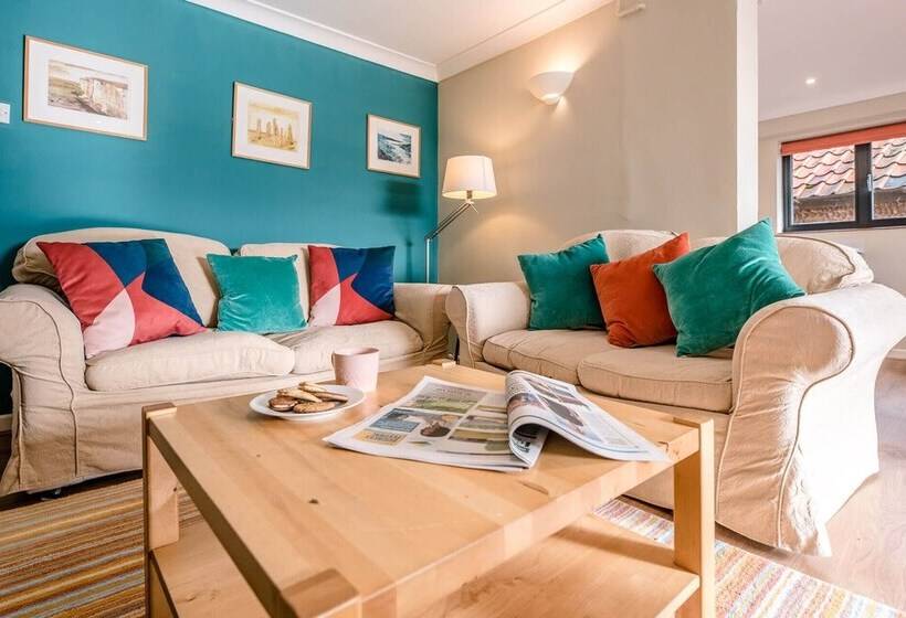 Lovely South Facing Garden, Close To Beach, Aldeburgh