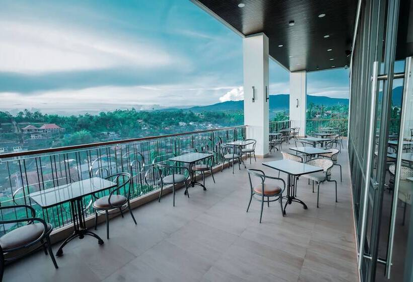 Luwansa Hotel & Convention Center Manado