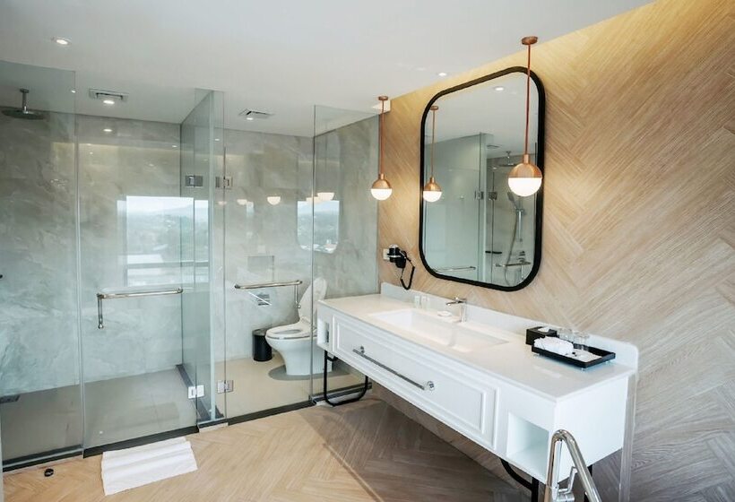 Luwansa Hotel & Convention Center Manado