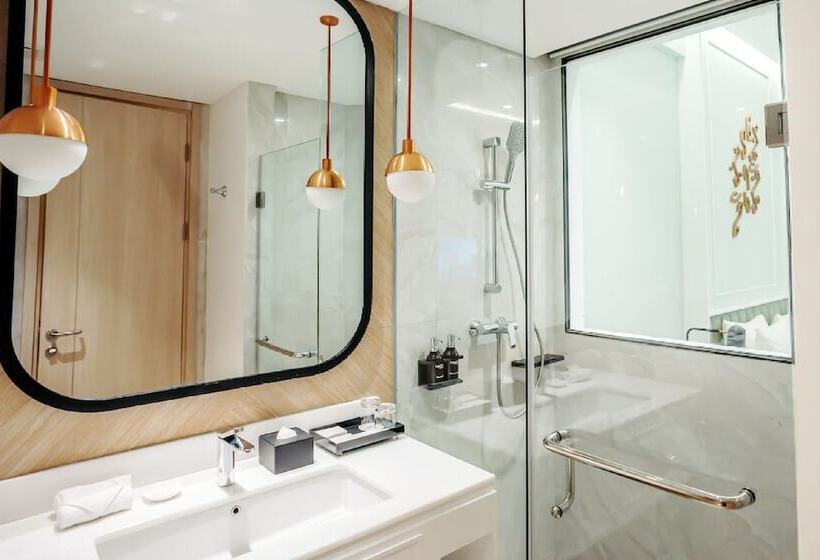 Luwansa Hotel & Convention Center Manado