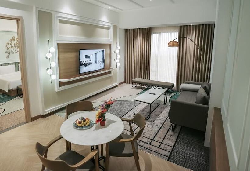 Luwansa Hotel & Convention Center Manado