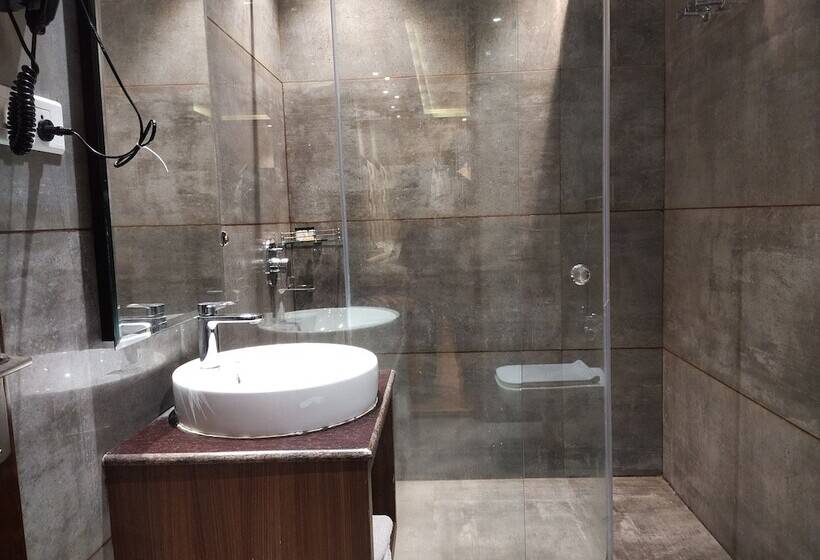 Mastiff Hotel Dalhousie