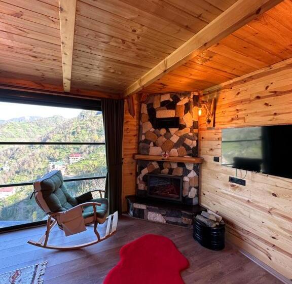 Puleri Suit Bungalow