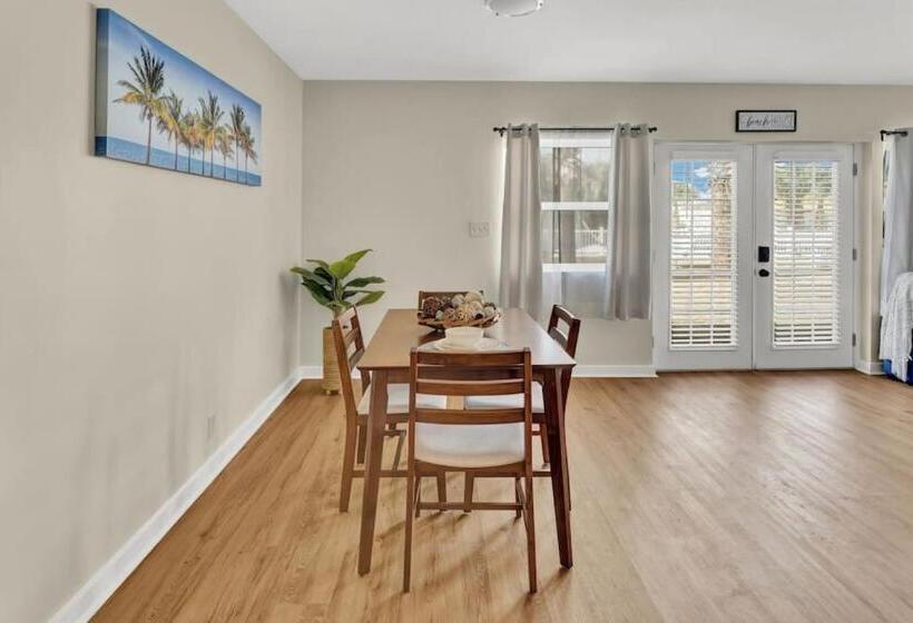 فندق على الطريق Bahama Breeze Suites