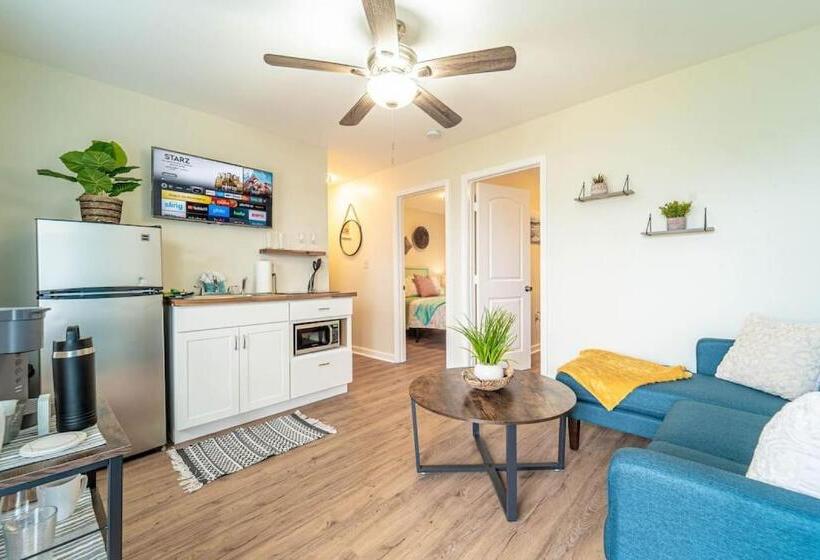 فندق على الطريق Bahama Breeze Suites