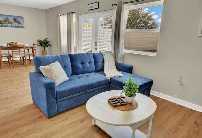 فندق على الطريق Bahama Breeze Suites