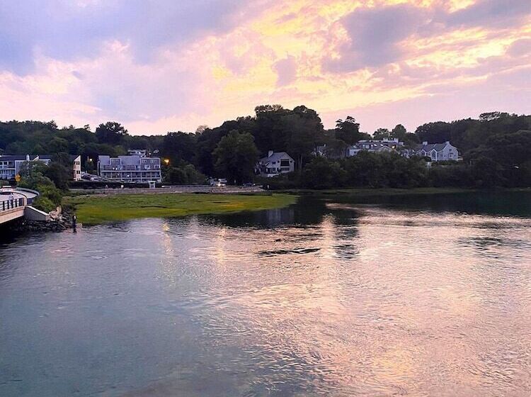 모텔 Bourne S Ocean Acres Ogunquit