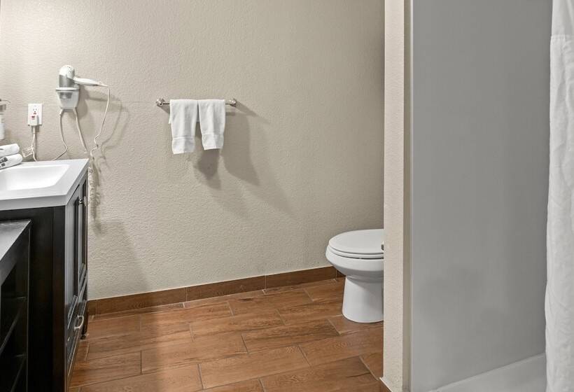 מוטל Buck Meadows Lodge