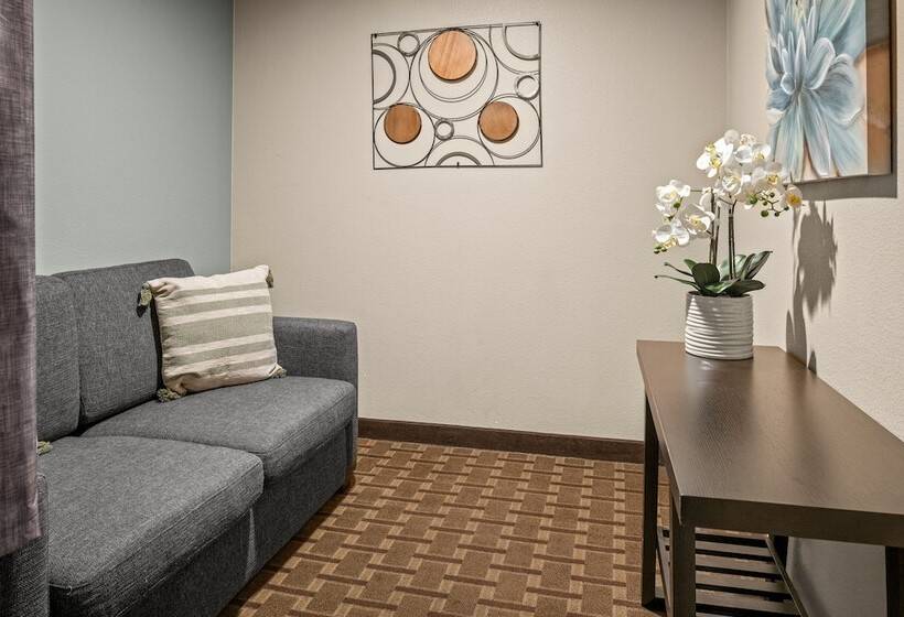 מוטל Buck Meadows Lodge