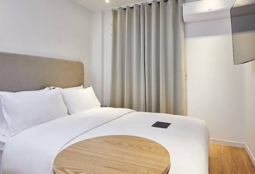 Motel Just Stay Hotel Osan Station Branch