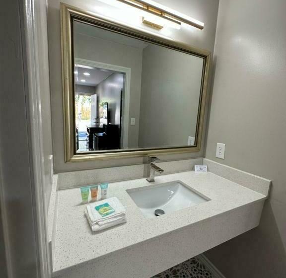 モーテル Sabinal Inn