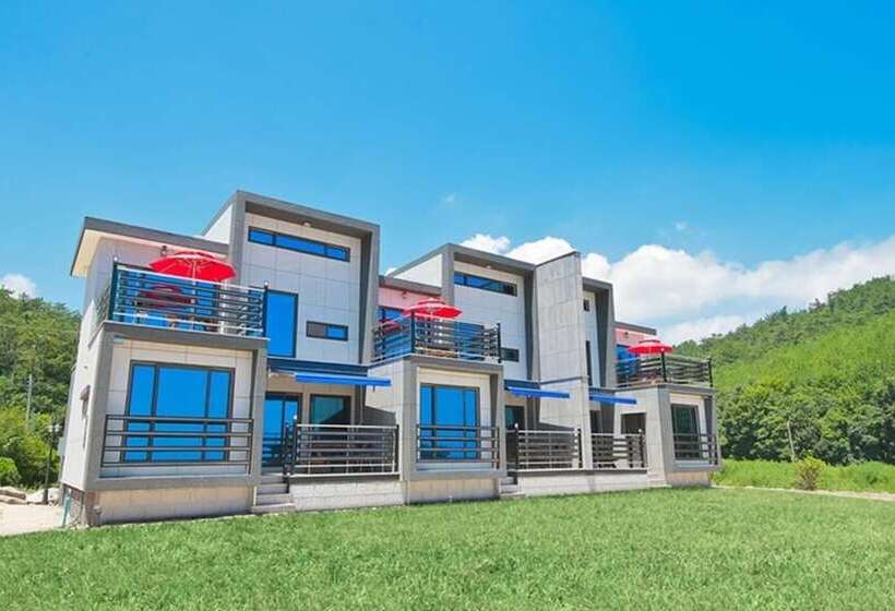 Namhae South Marine Spa Pension