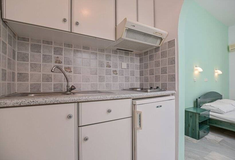 Naxian Garden Of Senses