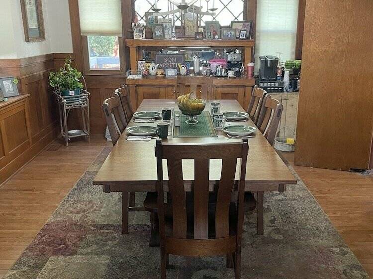 Patrick S Bed And Breakfast