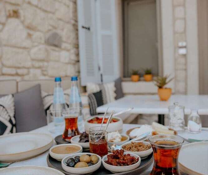 Paye Alaçatı Butik Otel