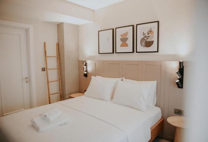 Paye Alaçatı Butik Otel