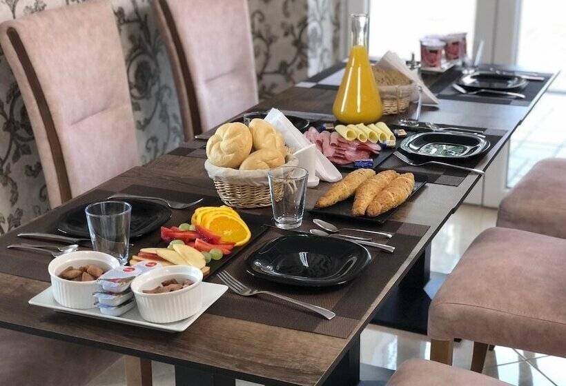 膳宿费 Alenso Guesthouse Hévíz