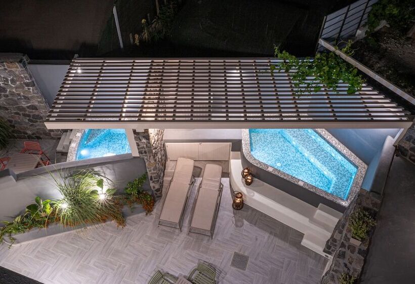 Пансион Wine And Yard Caves