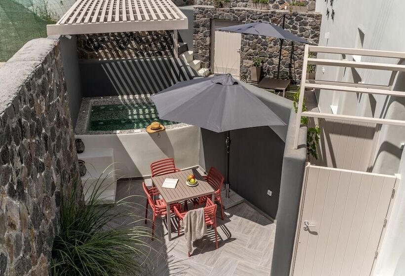 Пансион Wine And Yard Caves