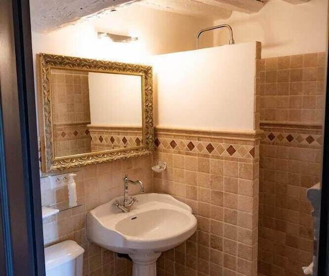 بنسيون Fleur De Lys Fayence