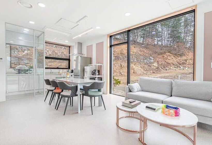 Pensão Gapyeong Bereuso Firstige Party Poolvill