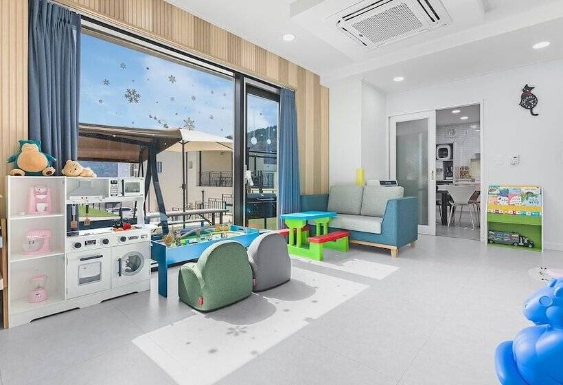 ペンション Gapyeong Staykidspoolvilla