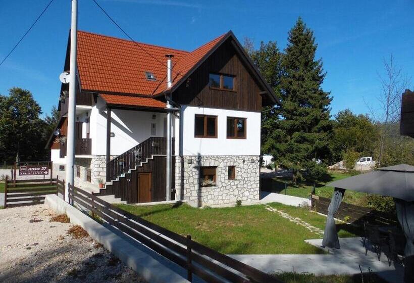 פנסיון Guesthouse Family Bosnic