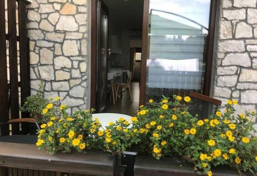 פנסיון Guesthouse Family Bosnic