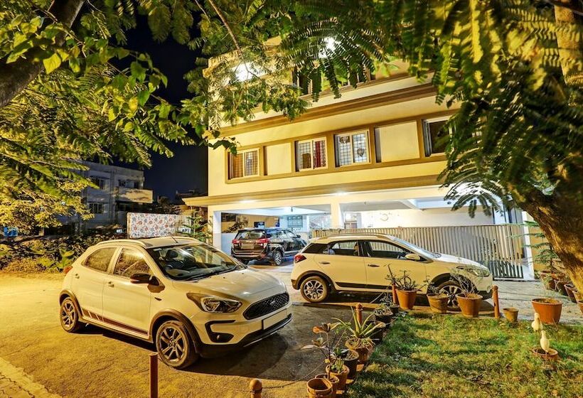 Пансион Itsy Hotels Colors Stay