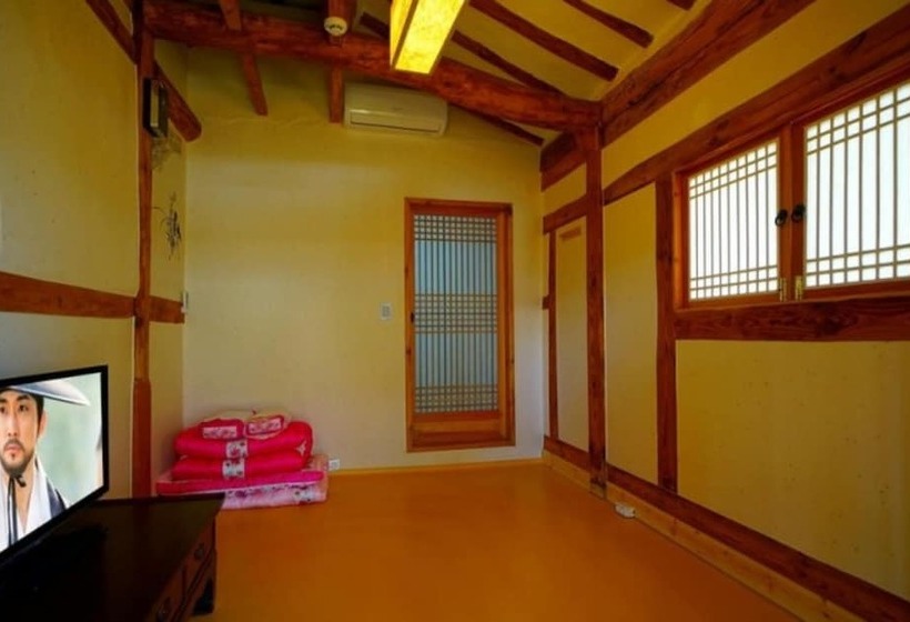 Pensão Jeonju Deokindang And Su Guesthouse