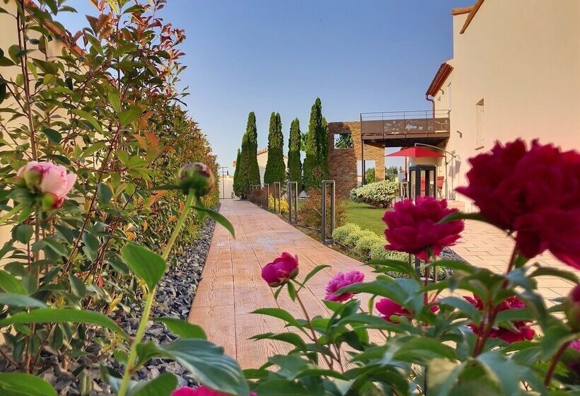 ペンション La Catalane