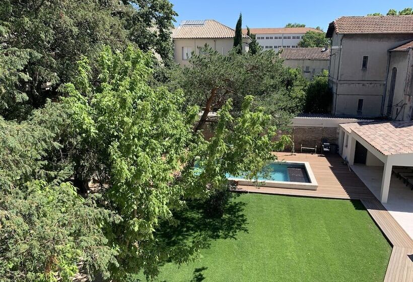 פנסיון La Maison De L Olivier