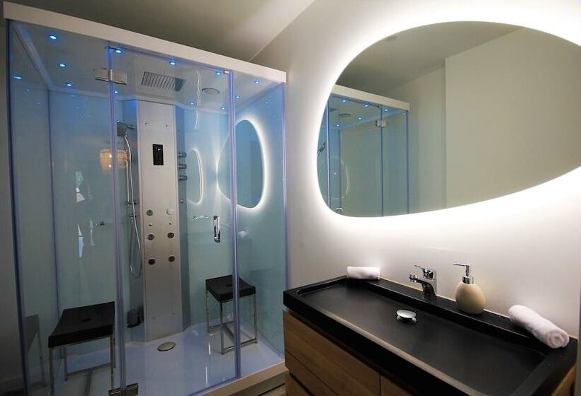 פנסיון La Maison De L Olivier