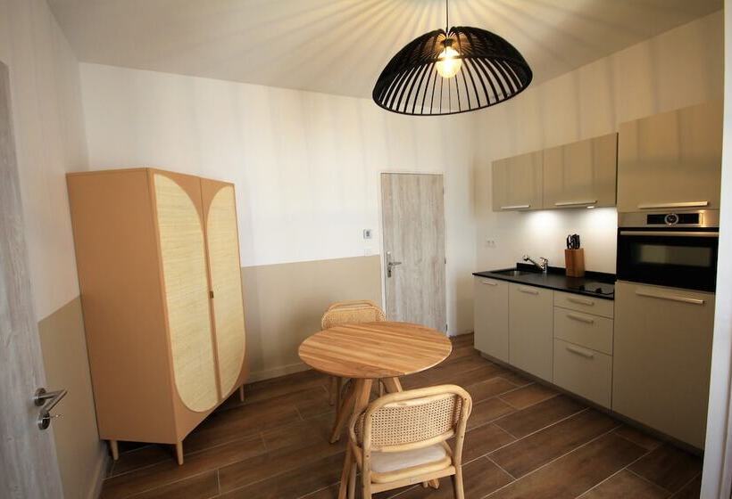 פנסיון La Maison De L Olivier