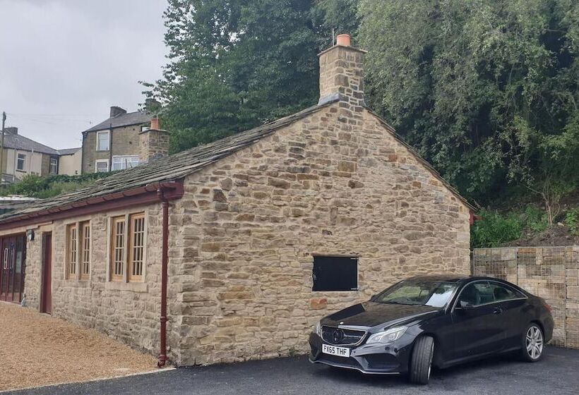 ペンション Pemberton   Turnbridge Guest House