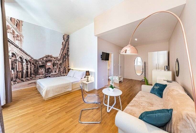 پانسیون Pjaca City Rooms