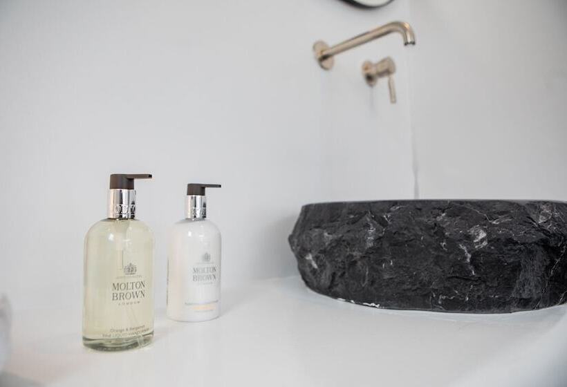 펜션 She Mykonos  Luxury Apartments