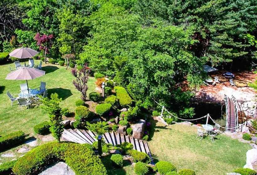 Pocheon Fine Bell Pension