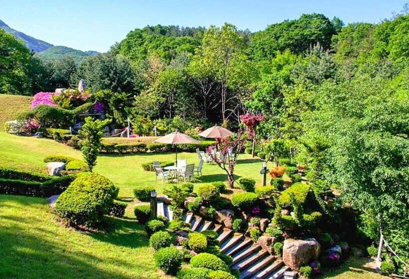 Pocheon Fine Bell Pension