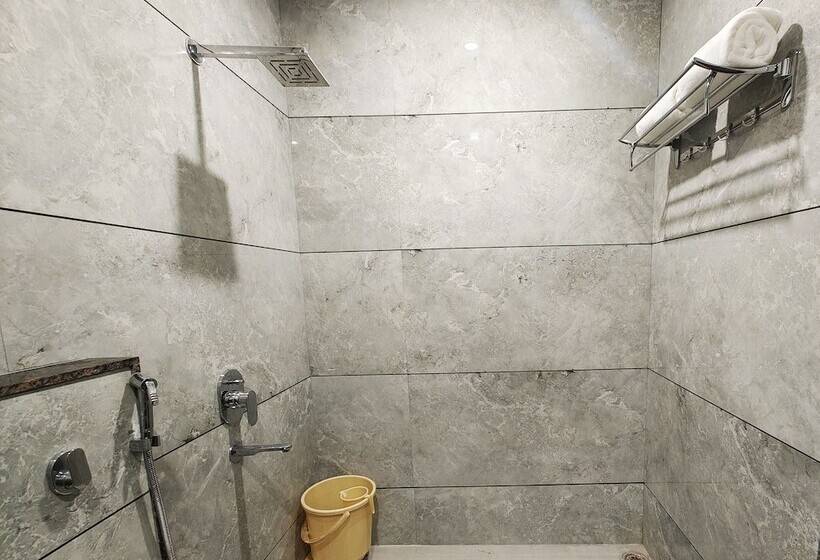 Radha Residency By Shrigo Hotels