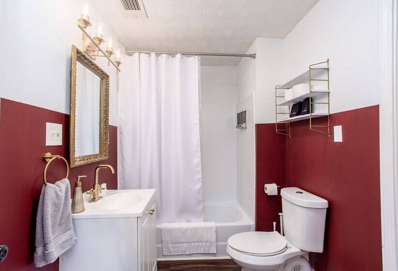 اقامتگاه Unique Mid Century Home Near Atl Airport