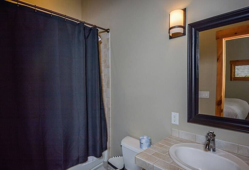 Retreat On Main Street