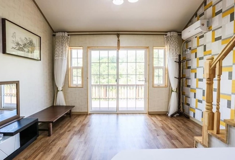 Sogeumgang Naetmulsori Pension